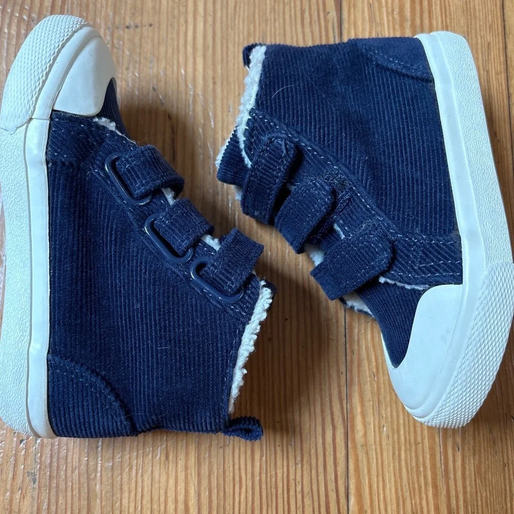 Cat‎ & Jack High Top Sneakers Kids Navy Good Corduroy Sherpa Lined SIZE 6 - Picture 3 of 5